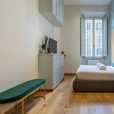 Apartment Luxury Cola *